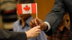<b>【枫叶卡保留】移民加拿大　背景调查到底查什么？</b>